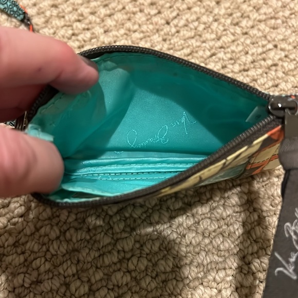 Vera Bradley Performance Twill Zip Id Case and Lanyard Combo - Picture 3 of 3